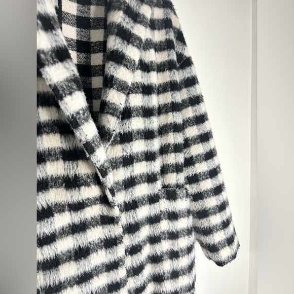 Top Shop Black and White Checkered Long Coat - Picture 6 of 8